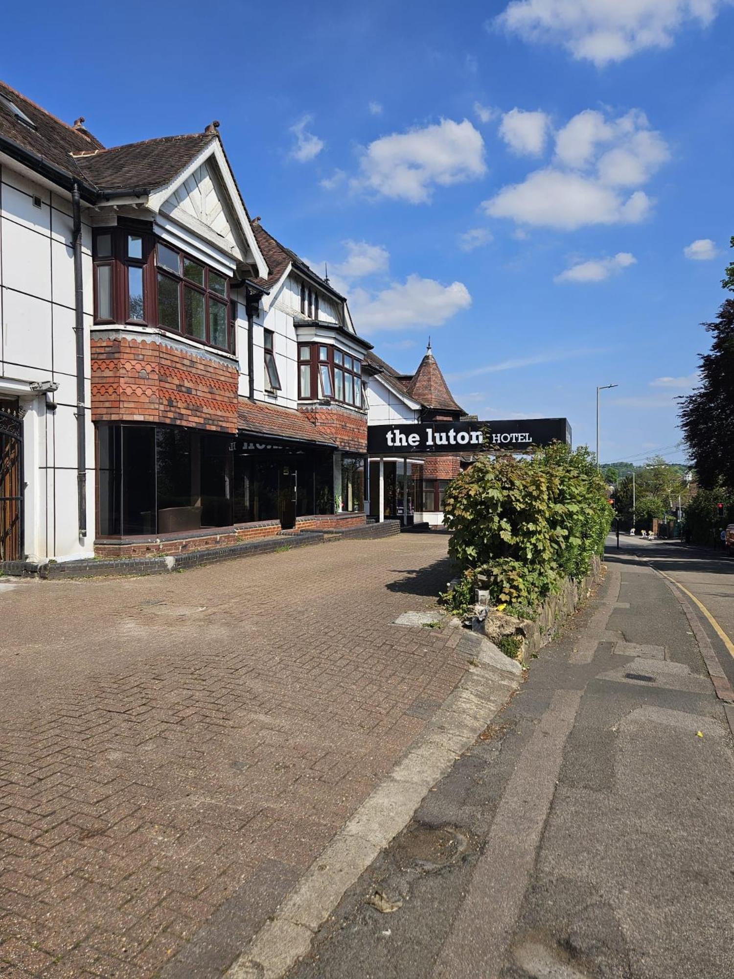 The Luton Hotel Luton (Bedfordshire) Exterior foto