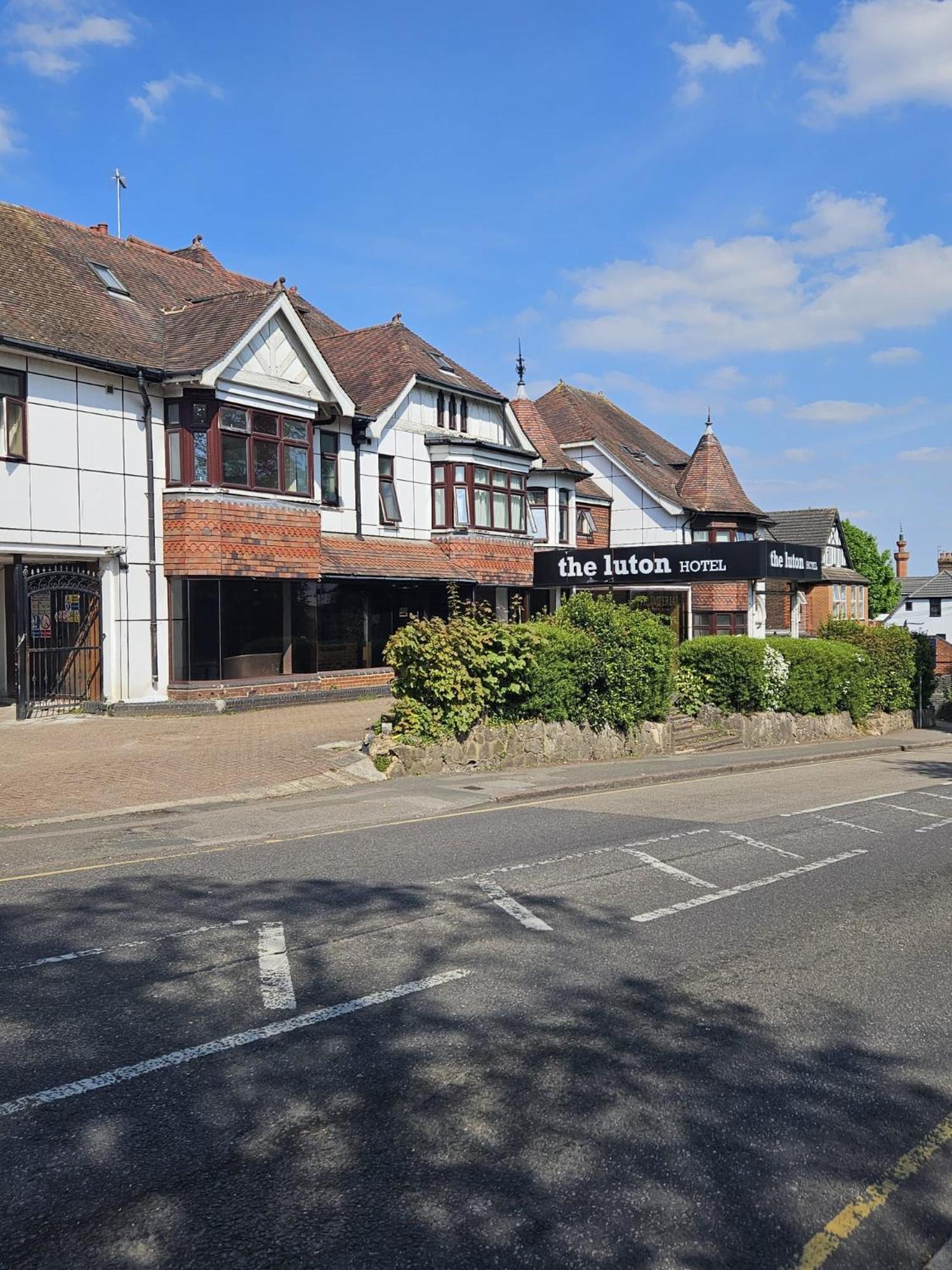 The Luton Hotel Luton (Bedfordshire) Exterior foto