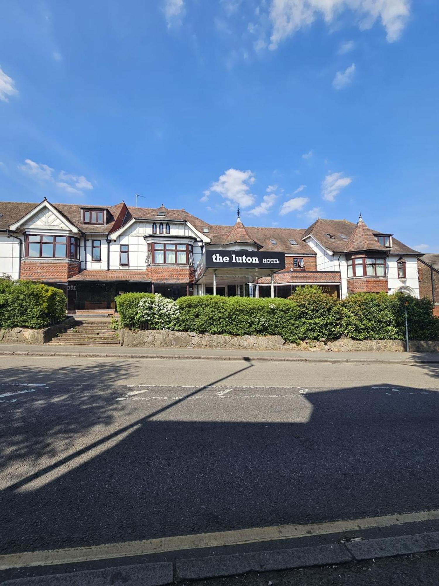 The Luton Hotel Luton (Bedfordshire) Exterior foto